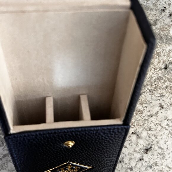 Neiman Marcus Diamond Crown Blue Three Finger Leather Case - Picture 4 of 7